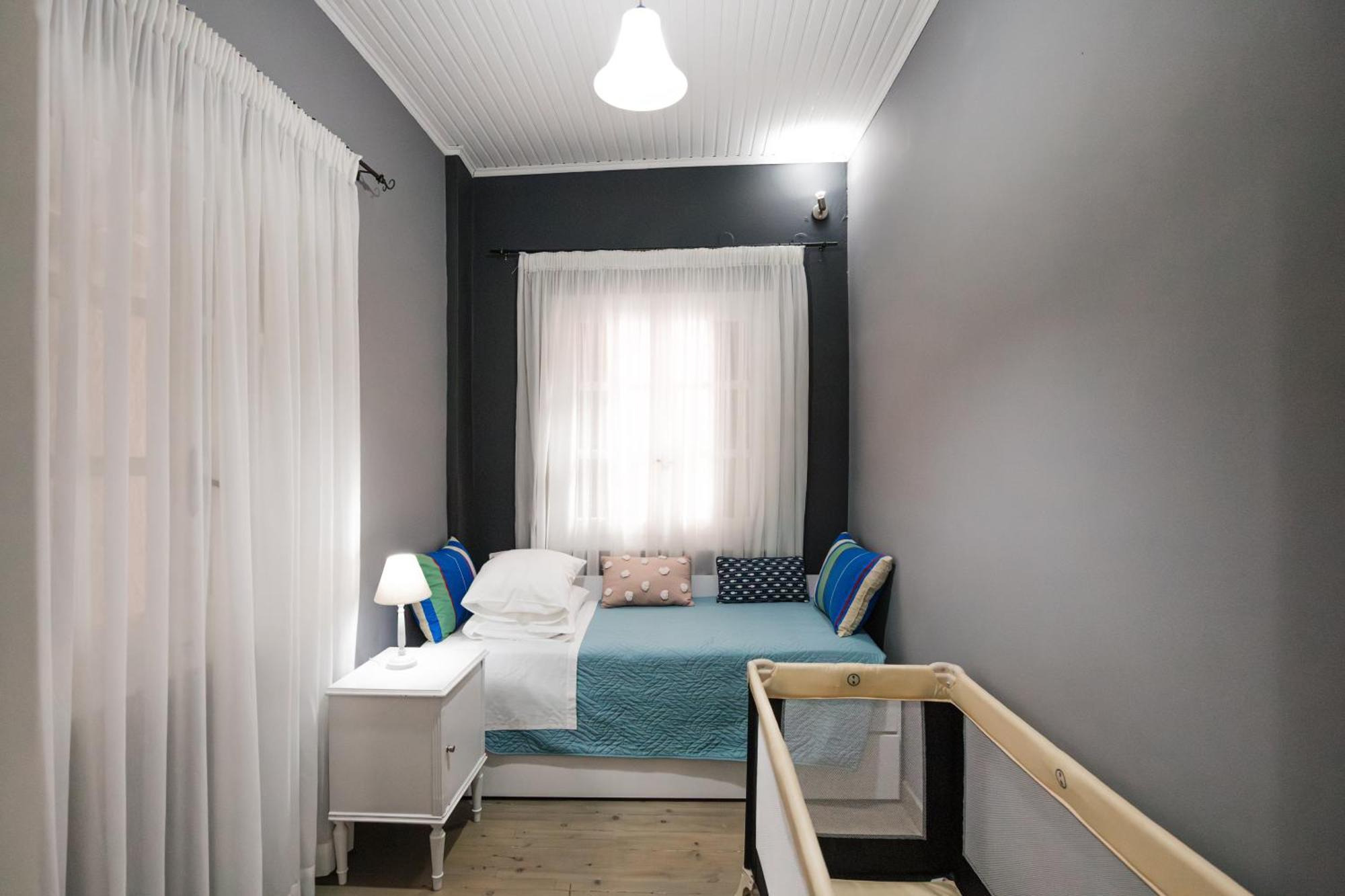 Cozy 2 Bedrooms On The Hill W/netflix Apartment